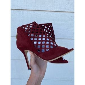 Jimmy Choo Heels (never been worn)